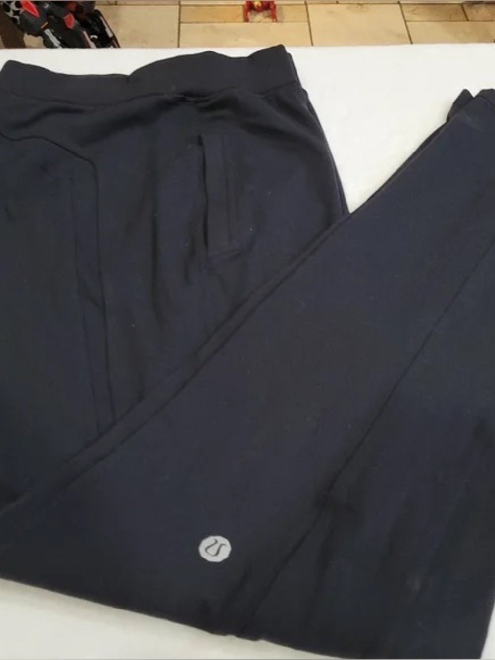 Lululemon Studio Pants Athletic Leggings Size 6